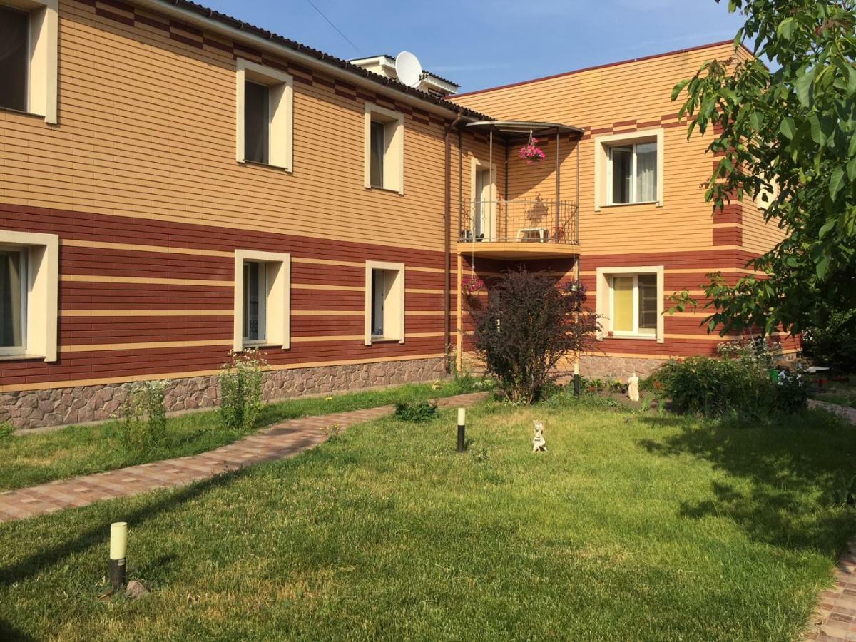 Arcobaleno Home Kiev Eksteriør billede